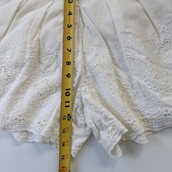 J.Crew Pleated Eyelet Skort in White (Ivory) Size 00 - Picture 13 of 13